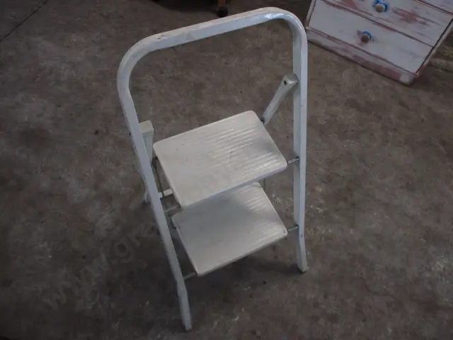 Stepladder Image 1++