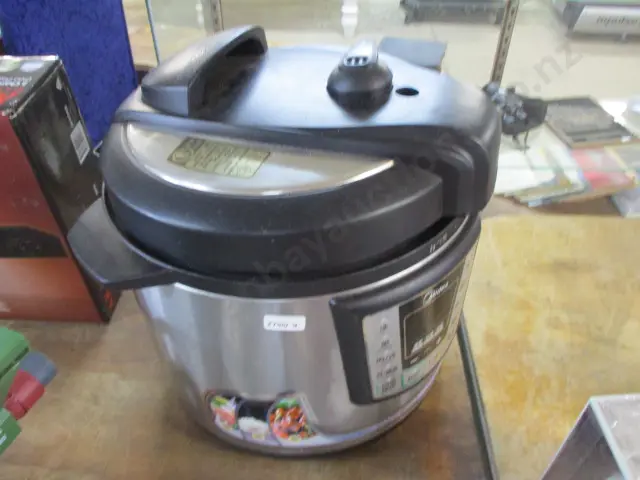 Pressure Cooker Image 1++
