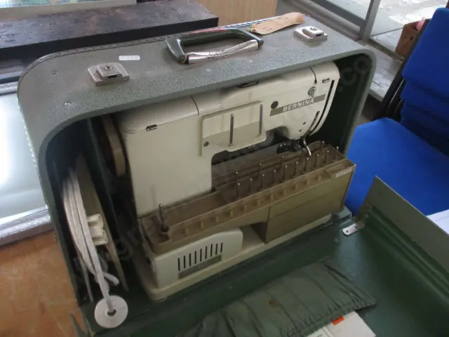 Sewing M/c Image 1++