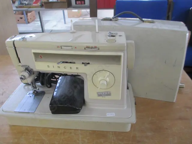 Sewing M/c Image 1++