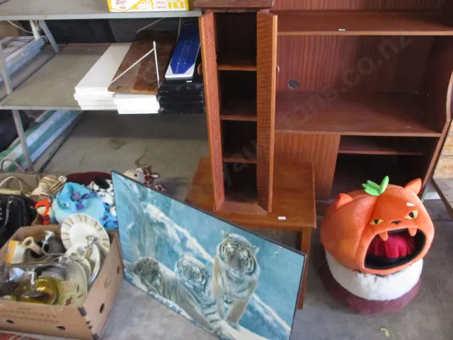 Table ,Print and Cd Box Image 1++