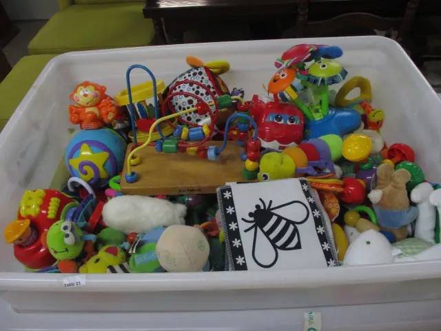 Toys Image 1++