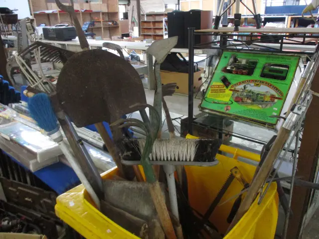 Garden Tools Image 1++