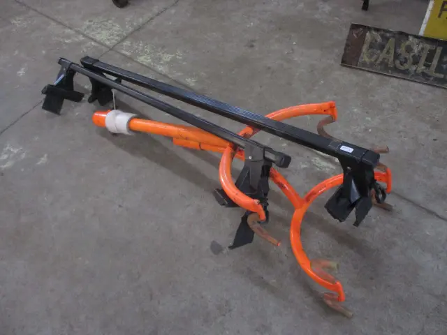 Bike and Roofracks Image 1++