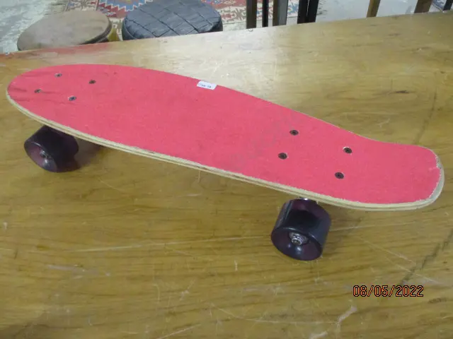 Skateboard Image 1++