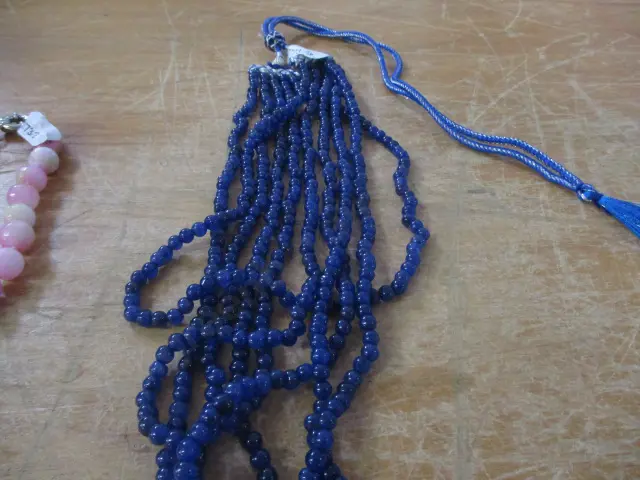 Saphire Necklace Image 1++