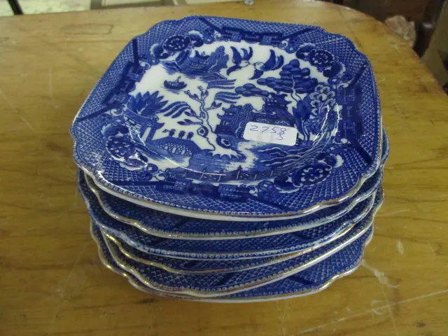 B/w Plates Image 1++