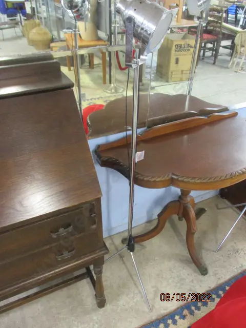 Studio Lamp Image 1++