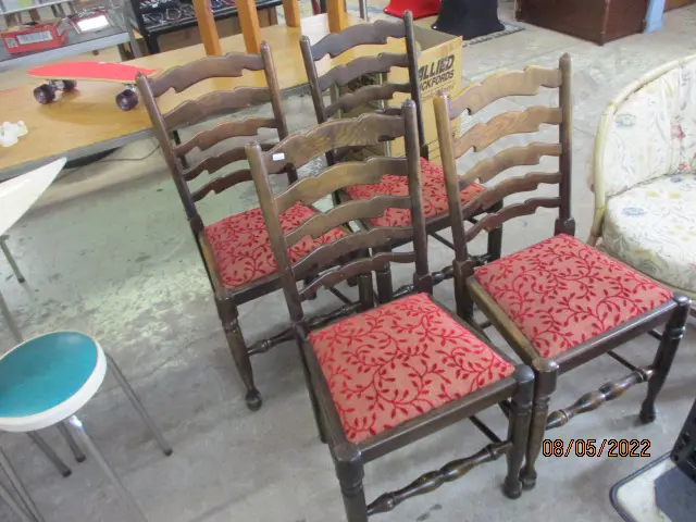 4 Highback Dining Chairs Image 1++