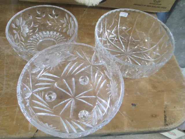 Crystal Bowls Image 1++