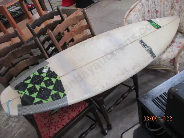 Madluc Surfboard Image 1++