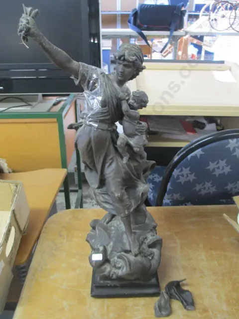 Spelter Fig (af) Image 1++