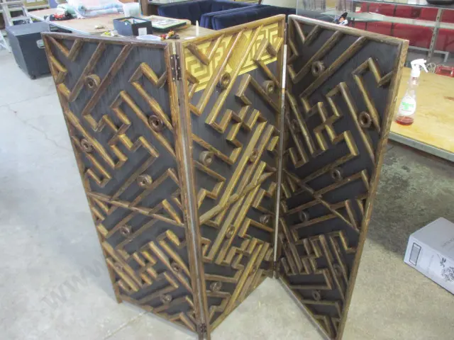 Folding Screen Image 1++