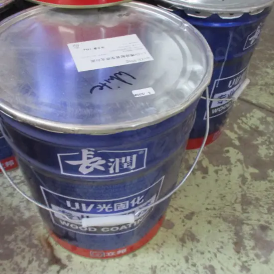 Large Bucket White Paint