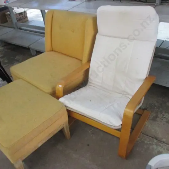 2 Chairs and Ottoman