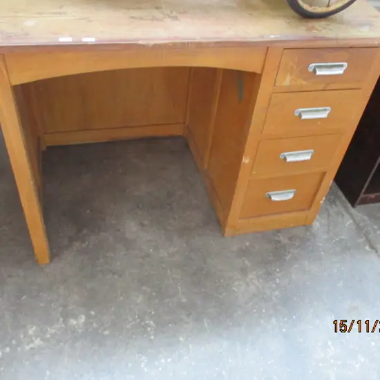 Rimu Desk