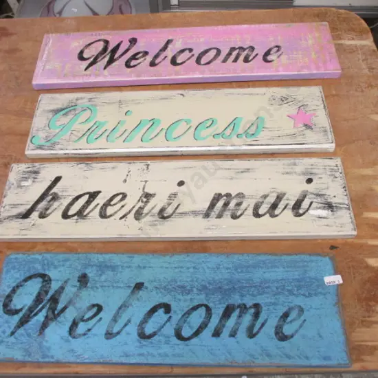 4 Wooden Signs