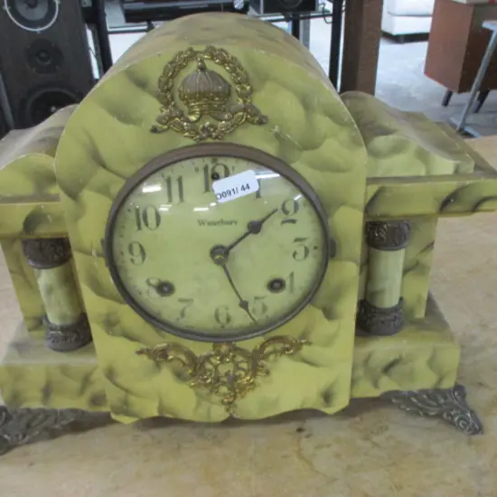 Mantle Clock