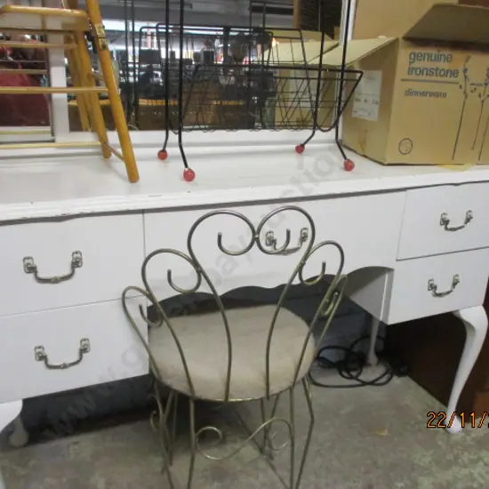 Retro Dressing Table