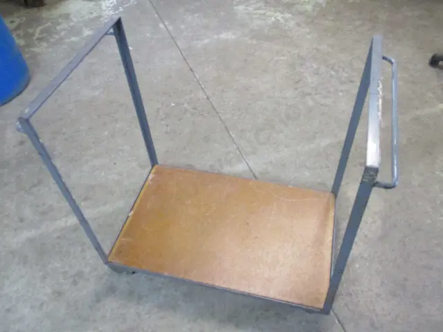 Warehouse Trolley Image 1++