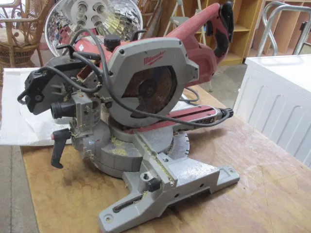 Mitre Saw Image 1++