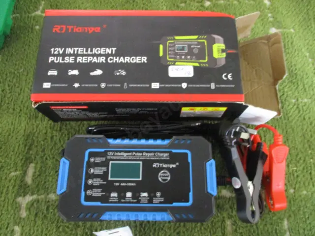 Battery Charger Image 1++