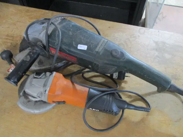 2 Grinders Image 1++