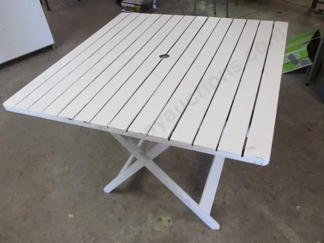 Patio Table Image 1++