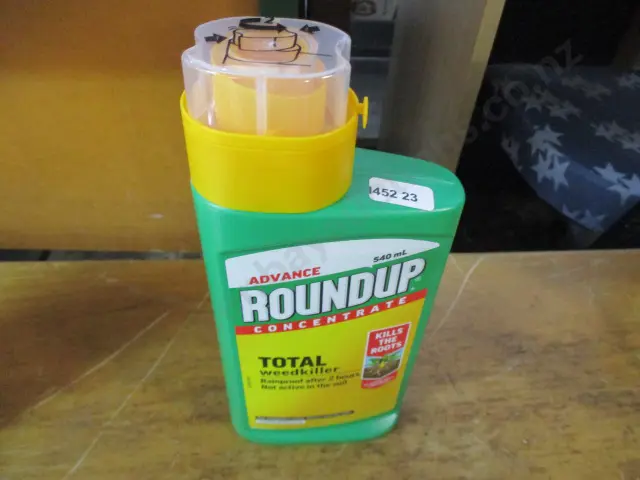 Weedkiller Image 1++