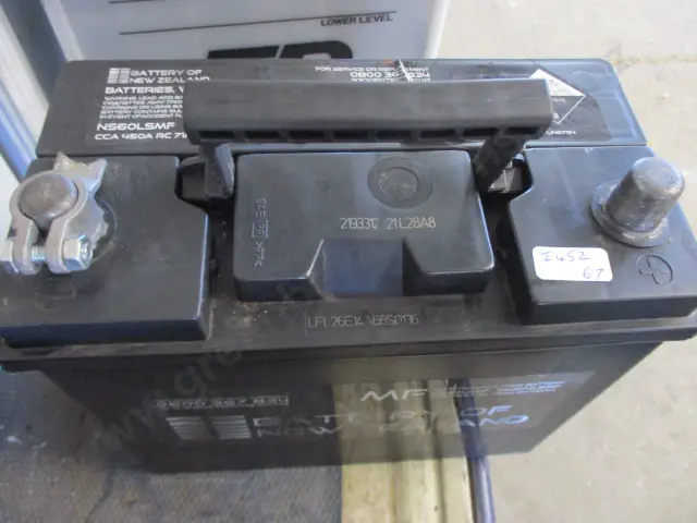 Car Battery Image 1++