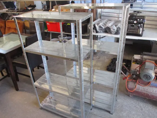 2 Metal Shelves Image 1++