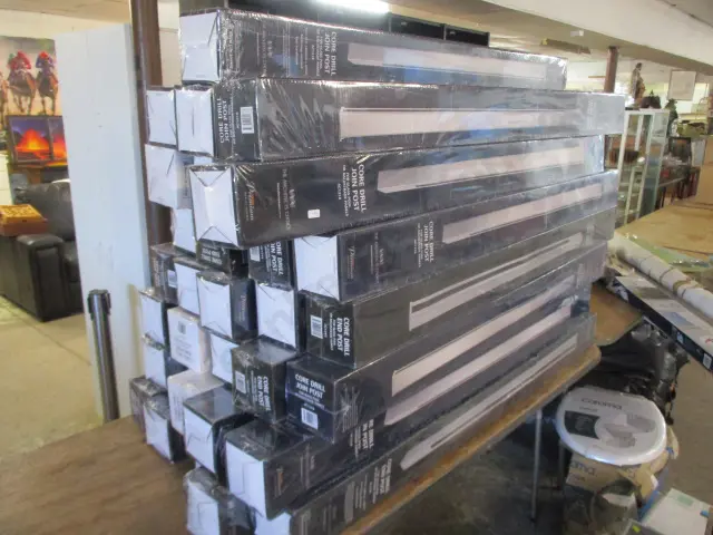 Balcony Poles Image 1++