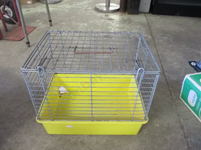 Pet carrier Image 1++