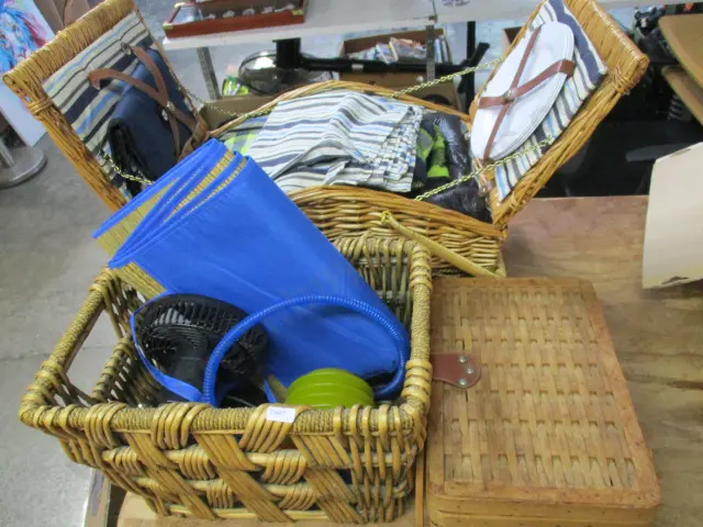 Picnicware Image 1++