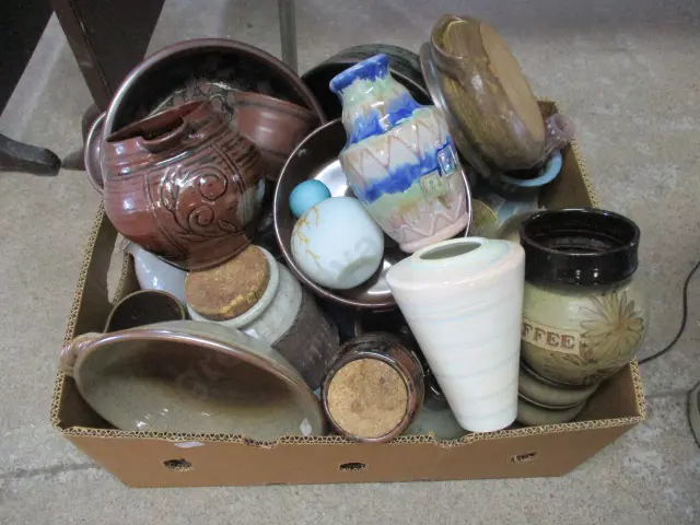Pottery Image 1++