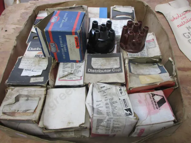 Distributor Caps Image 1++