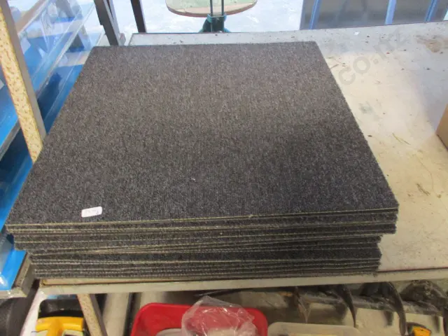 Carpet Tiles Image 1++