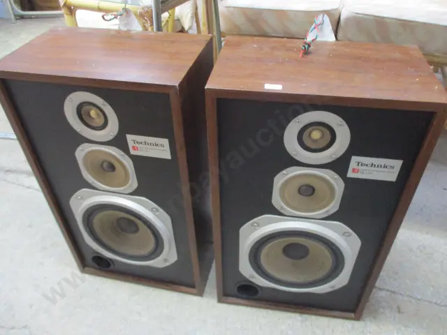 Retro Speakers Image 1++