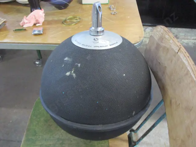 Retro Speaker Image 1++