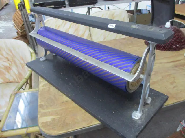 Paper Roller Image 1++