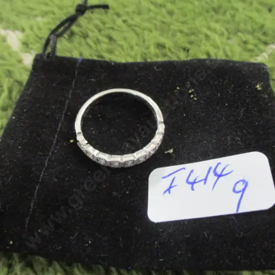 9ct White Gold Ring (af)