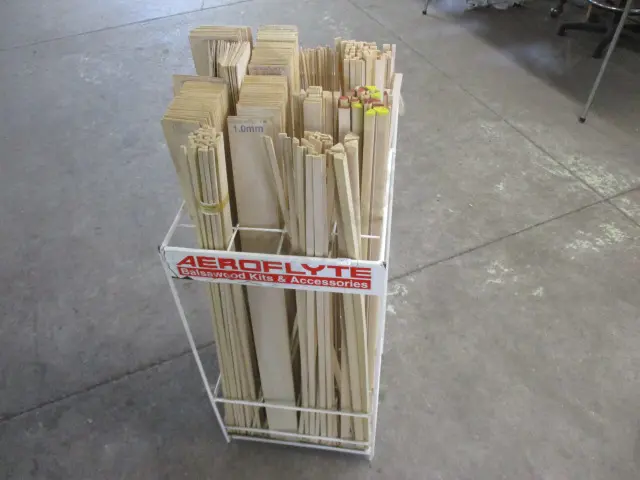 Balsa Wood Image 1++