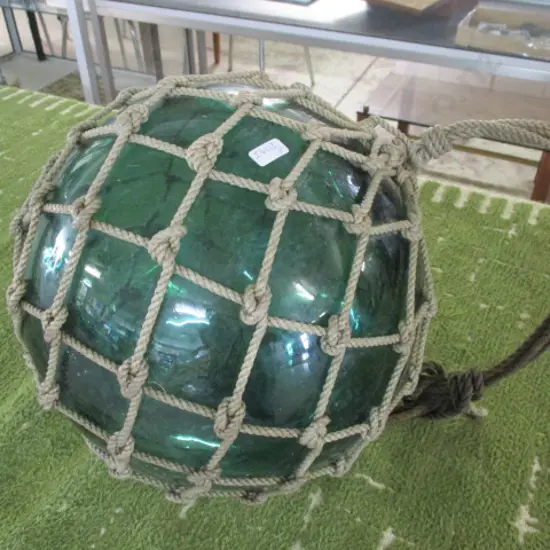 Glass Float