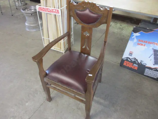 Carver Chair Image 1++