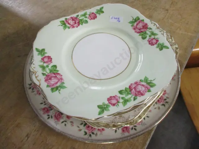 Cake Plates Image 1++