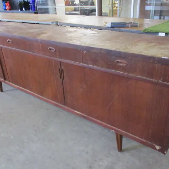 Mid Century Sideboard (doup)