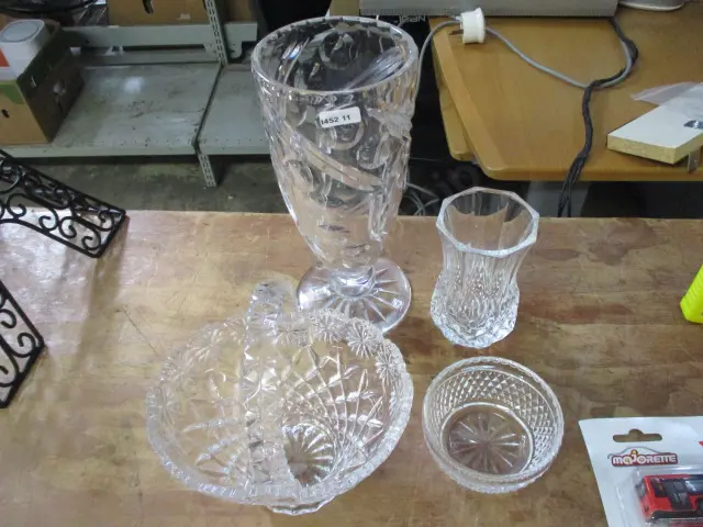 Crystal and Glass Image 1++