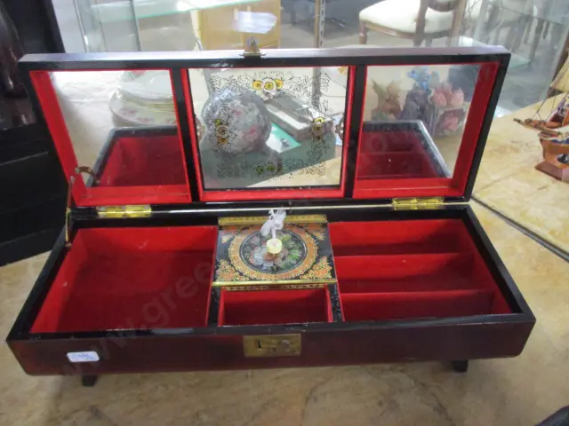 Trinket Box Image 1++