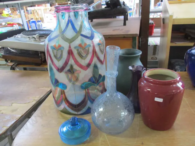 Glass and Pottery Image 1++