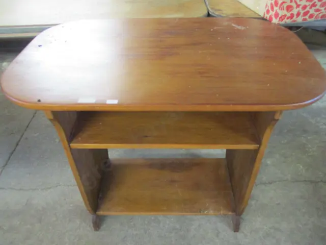 Rimu table Image 1++